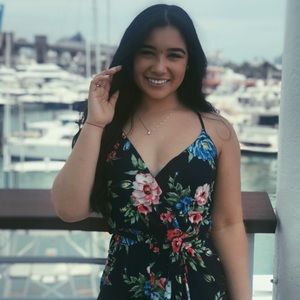 Meet your Posher, Emily